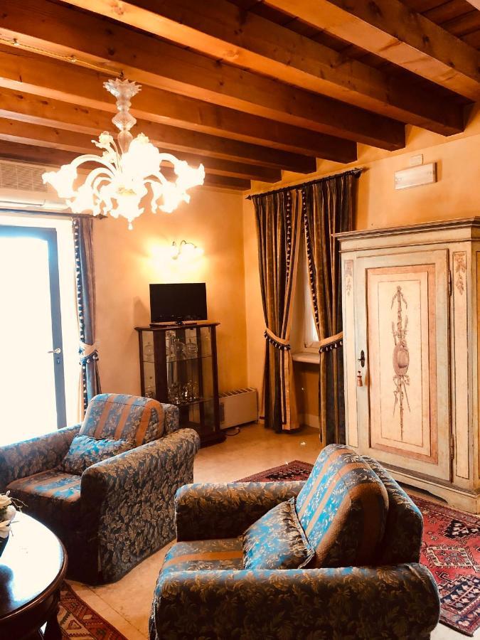 Antica Dimora Corte Impero Аффі Екстер'єр фото