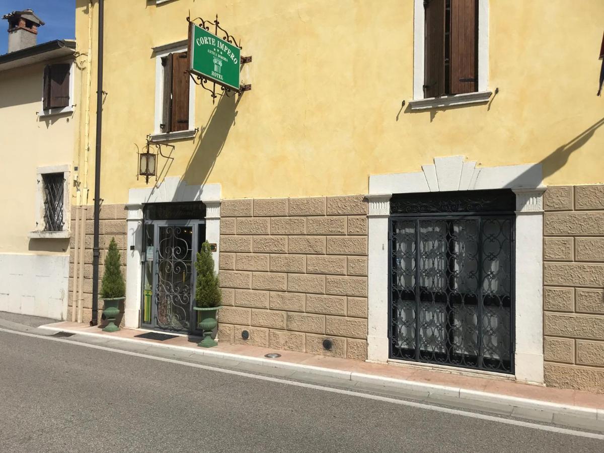 Antica Dimora Corte Impero Аффі Екстер'єр фото